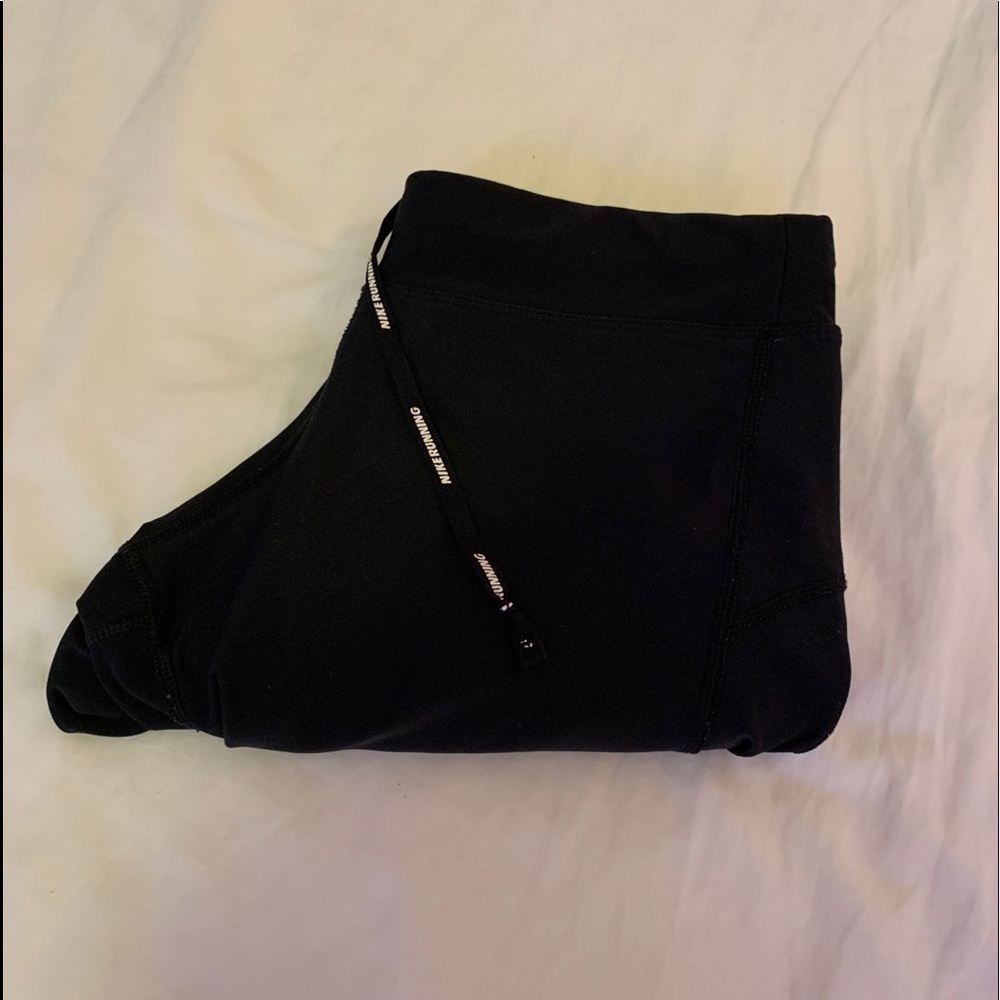 Nike Dri-Fit Cropped Leggings